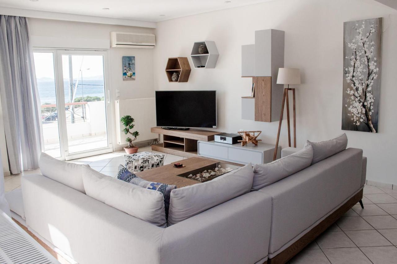 Luxury Seaview Apartment By The Sea Saronida Bagian luar foto