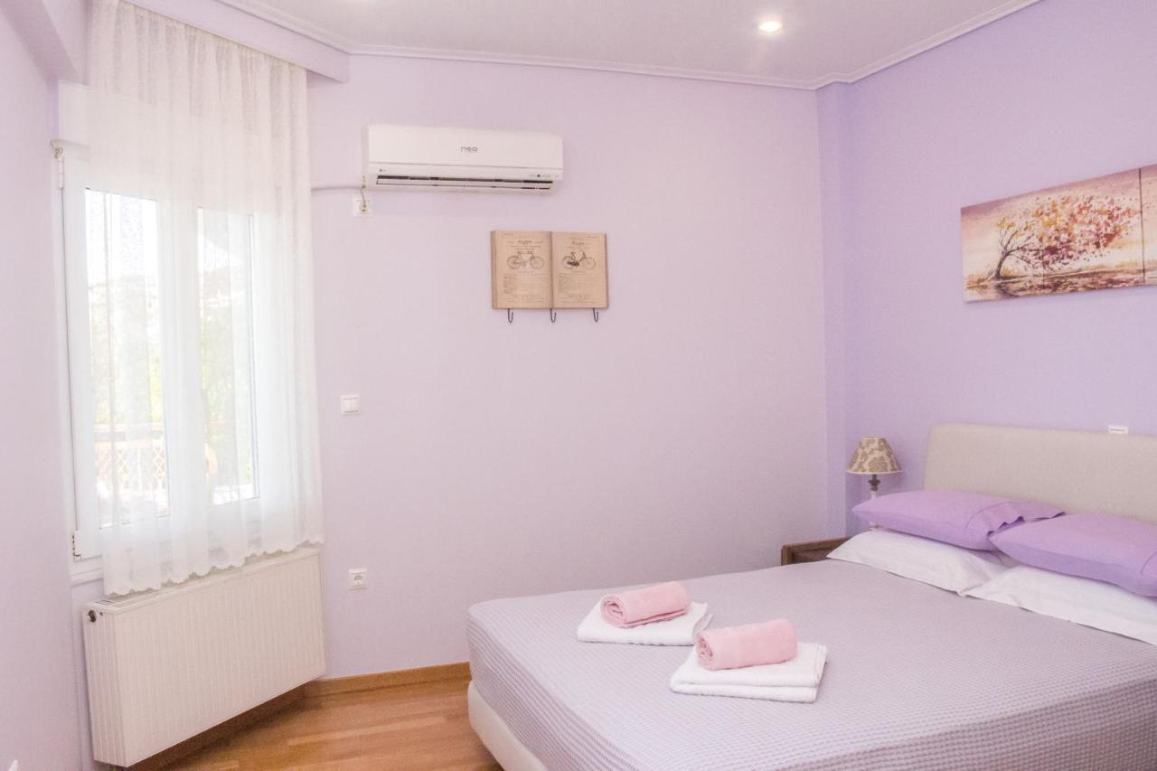 Luxury Seaview Apartment By The Sea Saronida Bagian luar foto